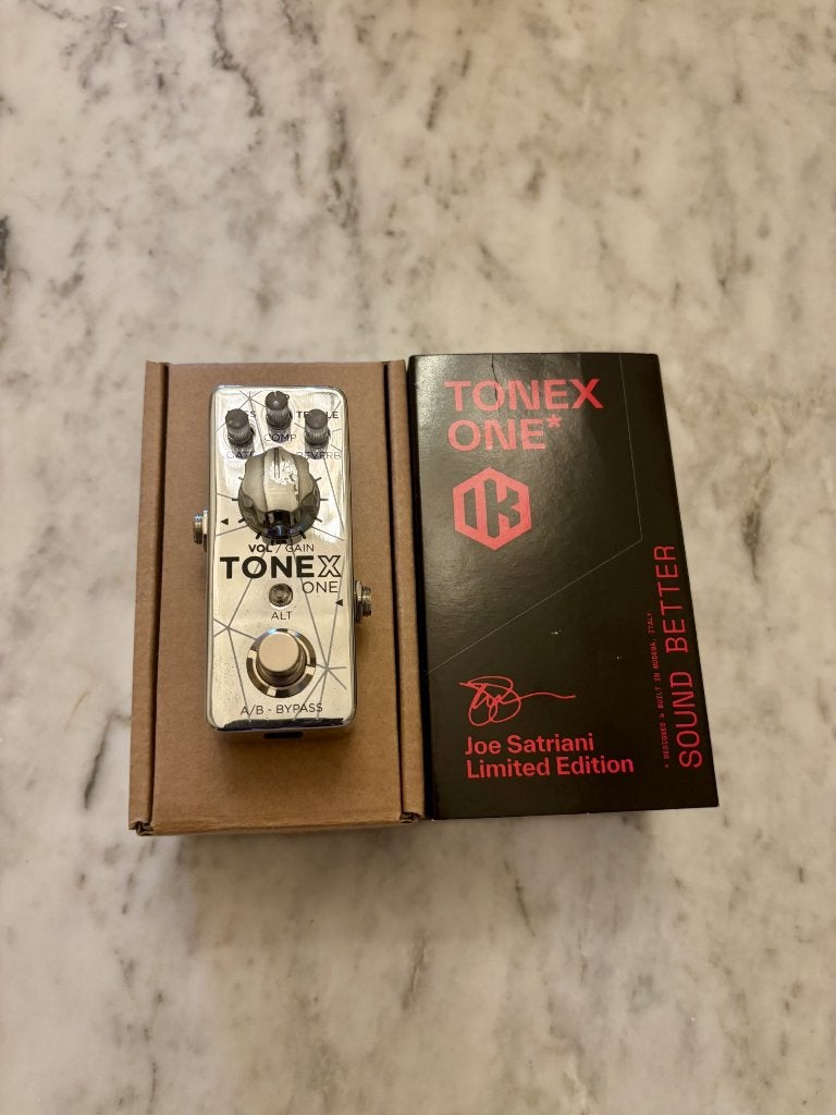 IK Multimedia ToneX One Joe Satriani Ltd Edition, Muziek en Instrumenten, Effecten, Gebruikt, Compressor, Multi-effect, Ophalen of Verzenden