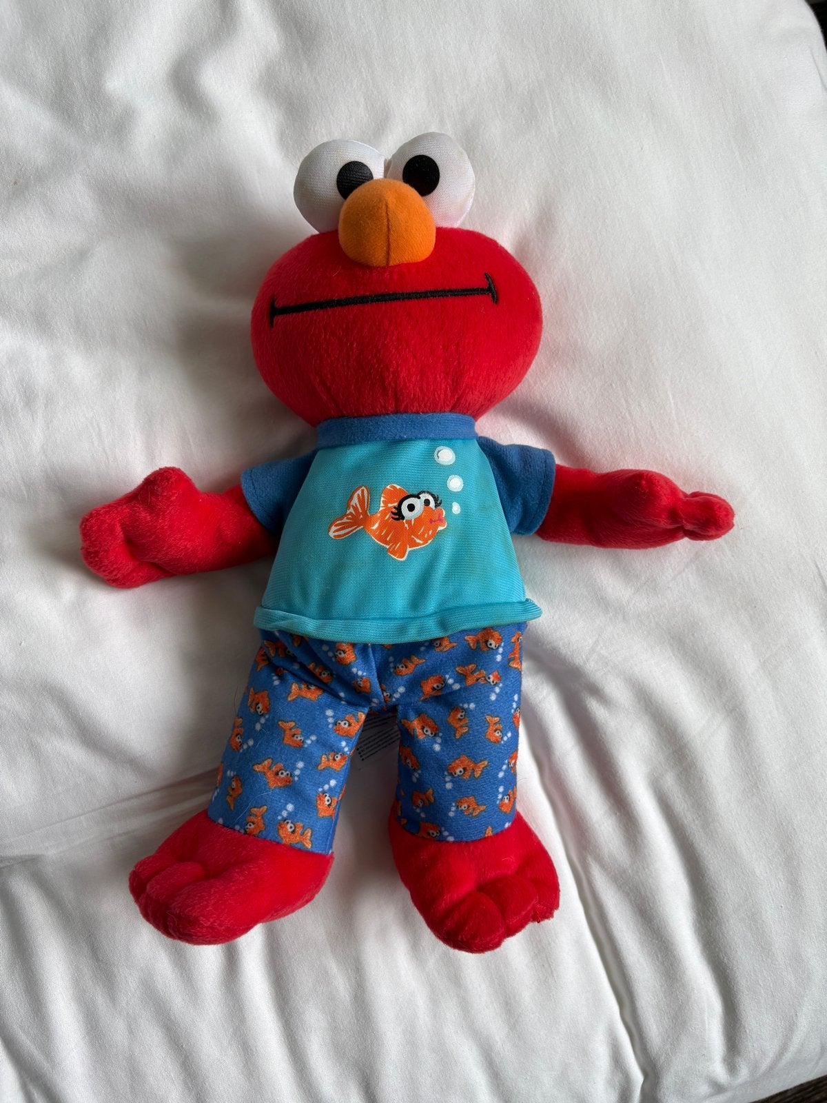 Elmo knuffel in pyjama met geluid, Gebruikt, Overige merken, Overige karakters, Overige typen