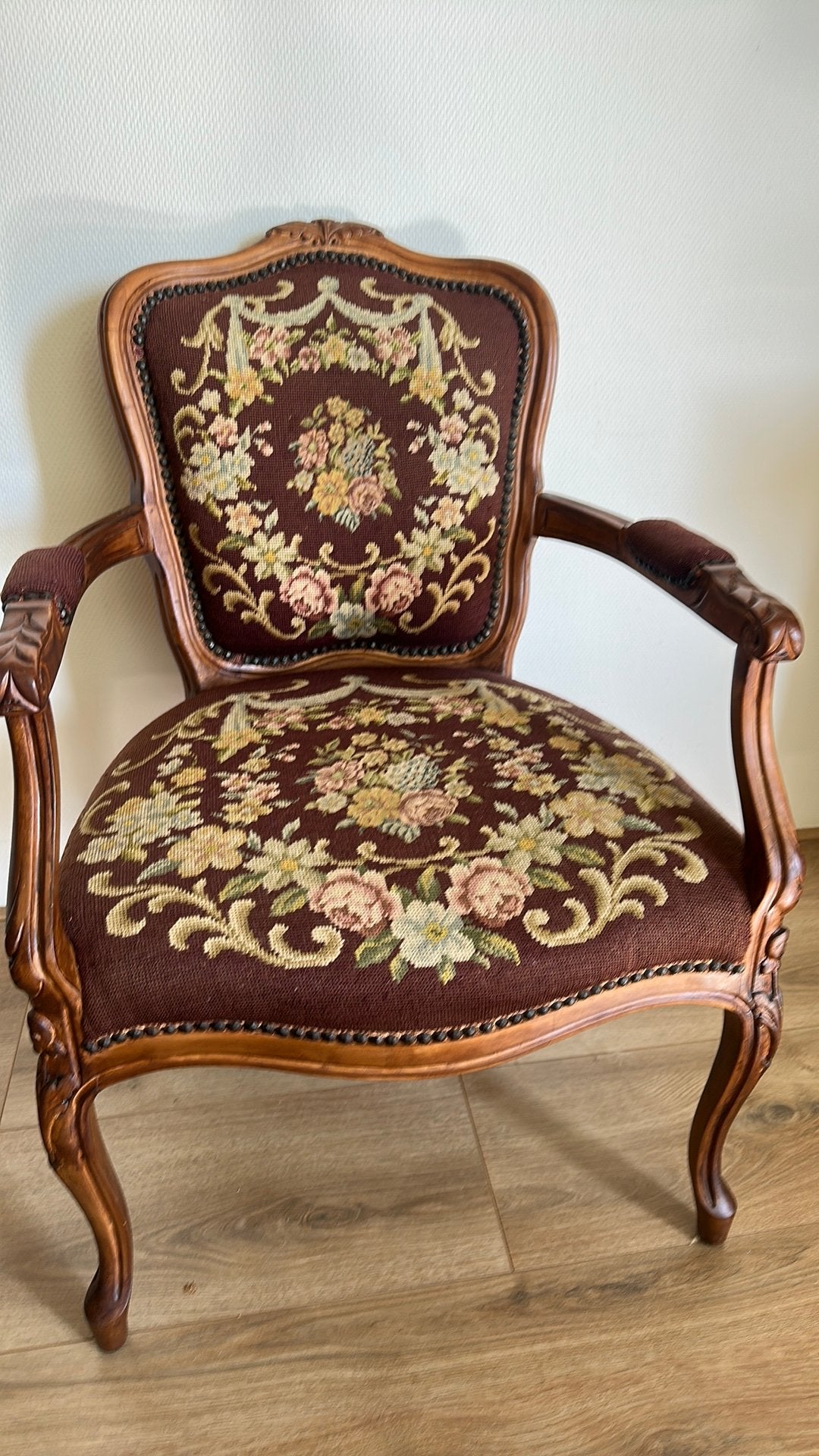 Leuk vintage stoeltje, Antiek en Kunst, Antiek | Meubels | Stoelen en Banken, Ophalen