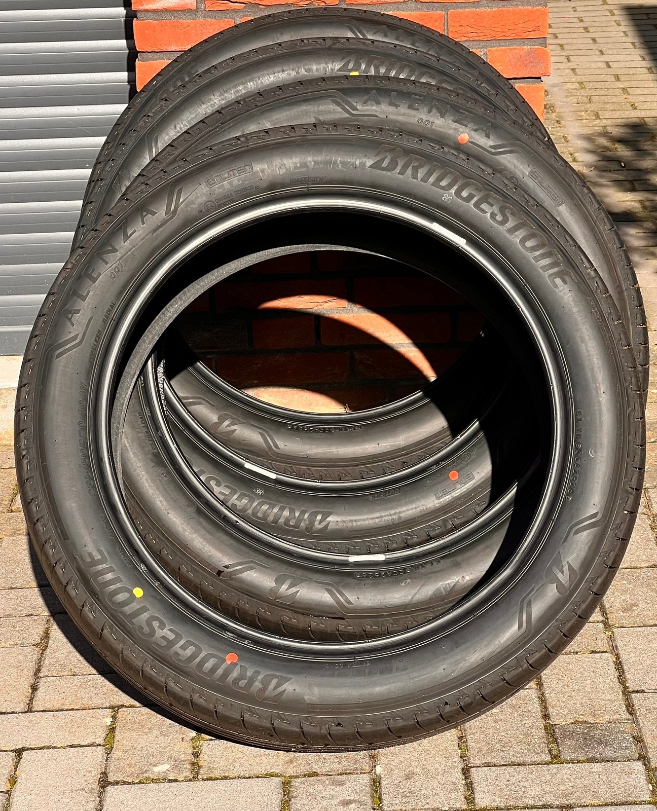 Bridgestone Alenza 235/50/20 104V Zomerbanden (Nieuw), Auto-onderdelen, Nieuw, Ophalen of Verzenden, 235 mm, Band(en)