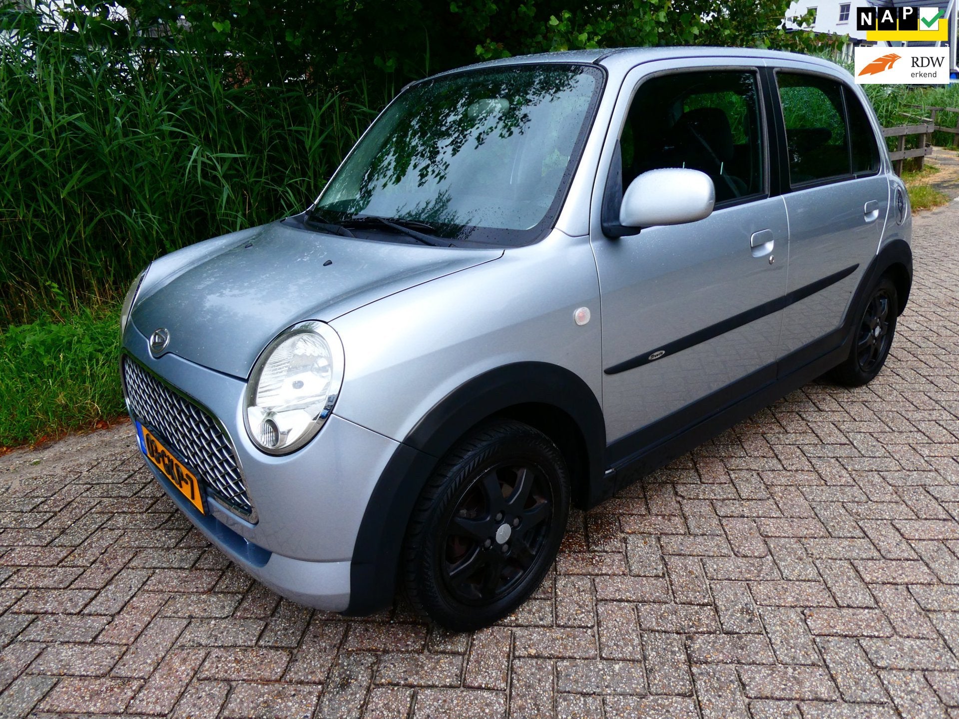 Daihatsu Trevis 1.0 5-deurs Airco Zuinig Degelijke Jap APK S, Auto's, Stof, 765 kg, 4 stoelen, Origineel Nederlands