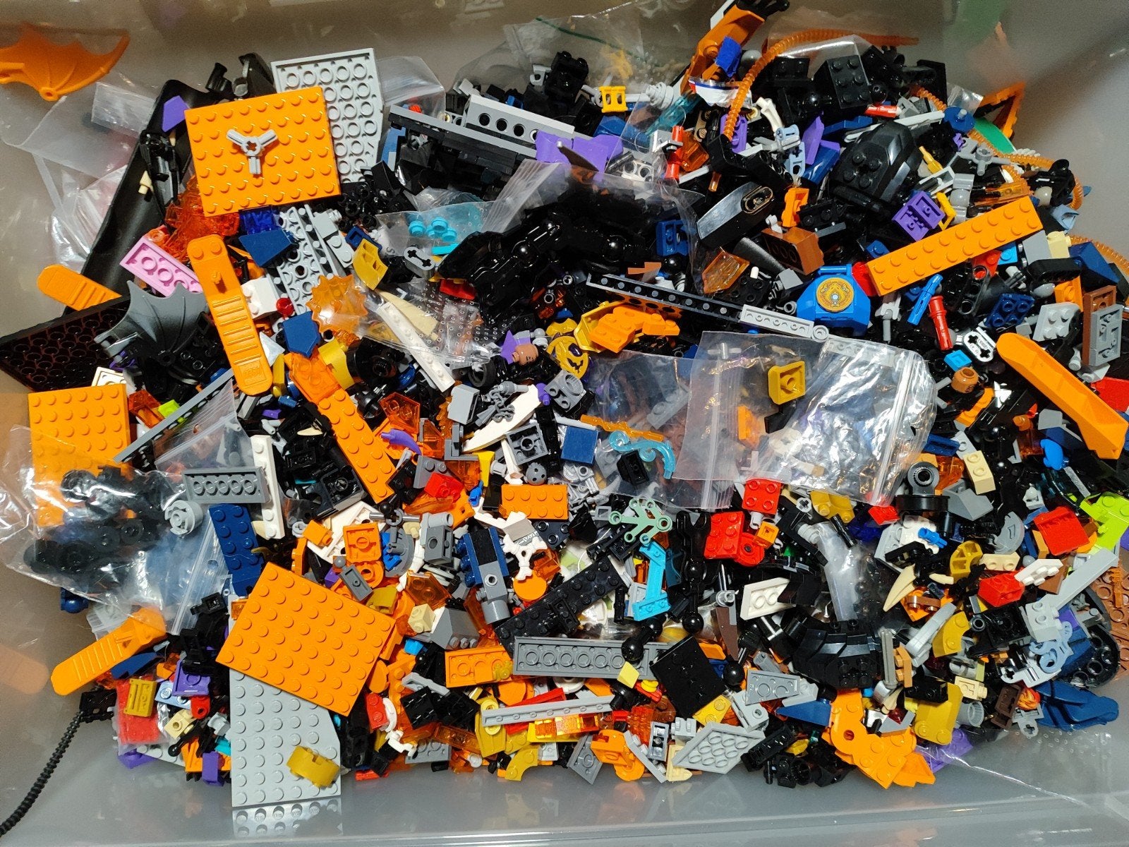 9 kilo Lego doos, Ophalen