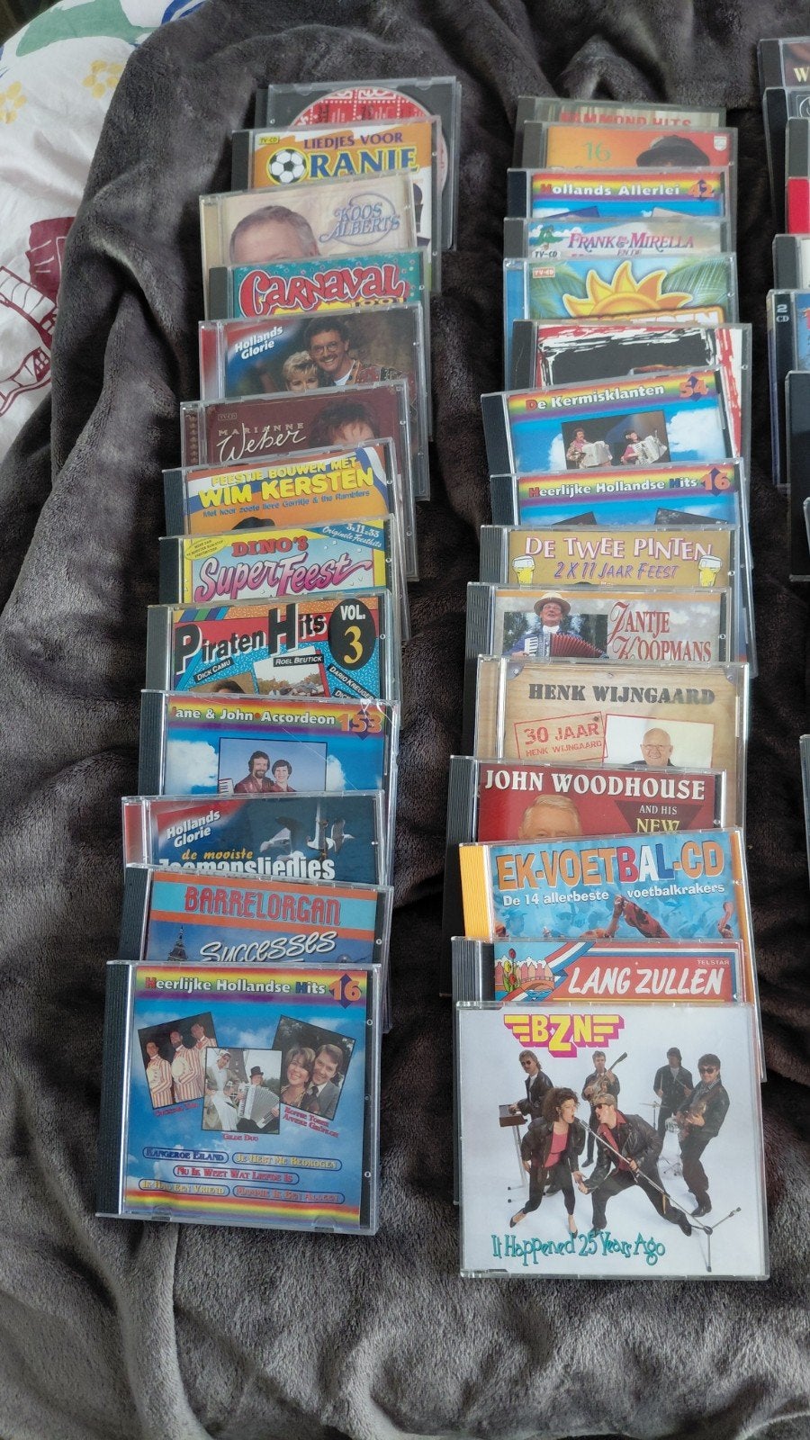 Grote collectie Schlagers CD's in aluminium koffer, Cd's en Dvd's, Gebruikt, Verzamelalbum, Inclusief doosje, Schlager