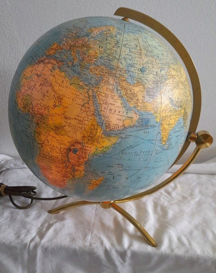Verlichte Glas Wereldbol Columbus vintage 33 cm messing voet, Huis en Inrichting, Kunststof, Ophalen of Verzenden, Staatkundige wereldbol