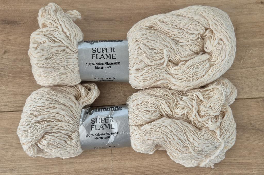Almonde Super Flame Haak / Brei katoen. 2 Strengen. Crème., Hobby en Vrije tijd, Ophalen of Verzenden, Nieuw, Haken, Wol of Garen