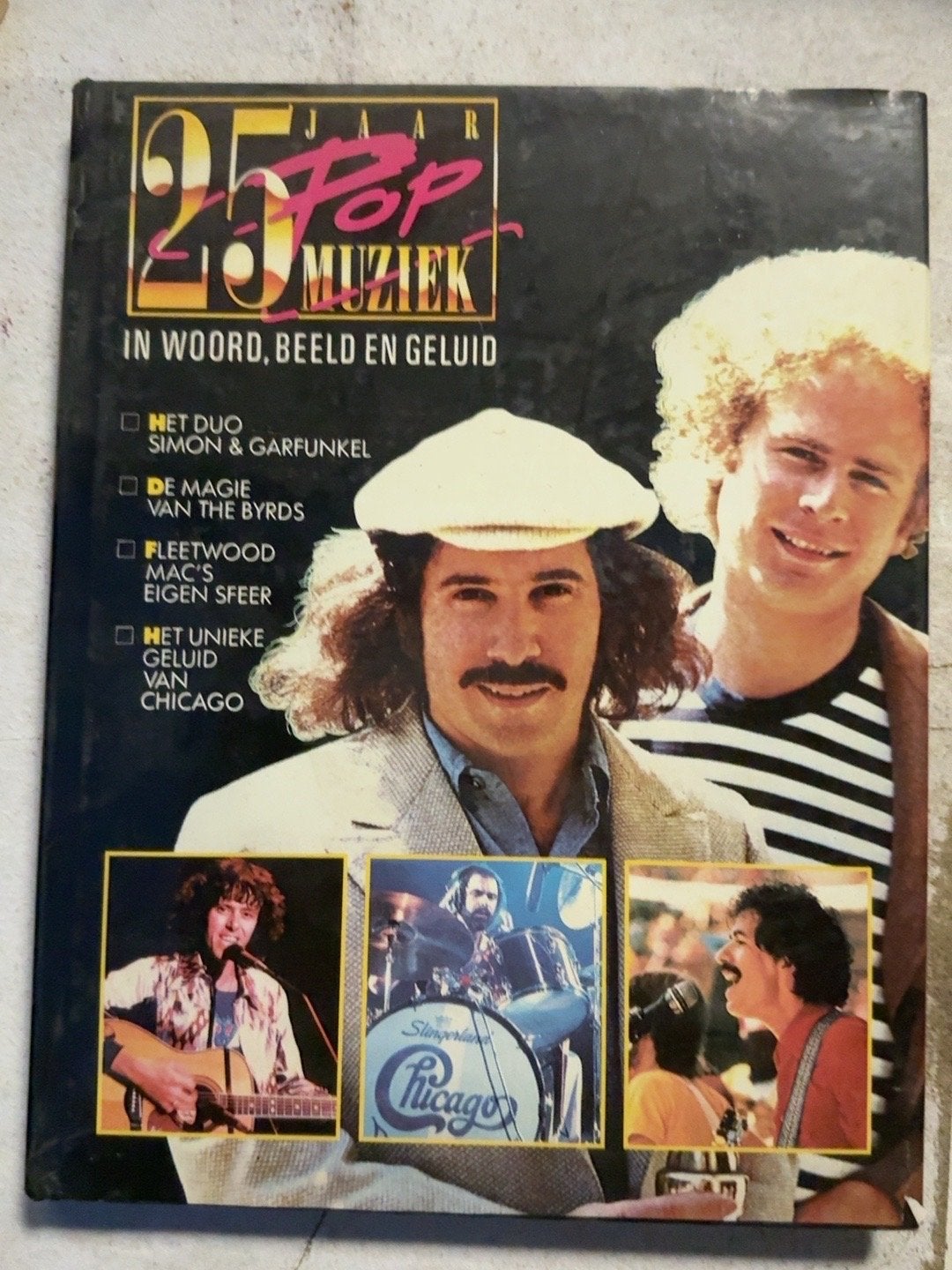 25 Jaar Pop Muziek: Simon & Garfunkel, Byrds, Fleetwood Mac, Boeken, Ophalen of Verzenden, Gelezen, Algemeen