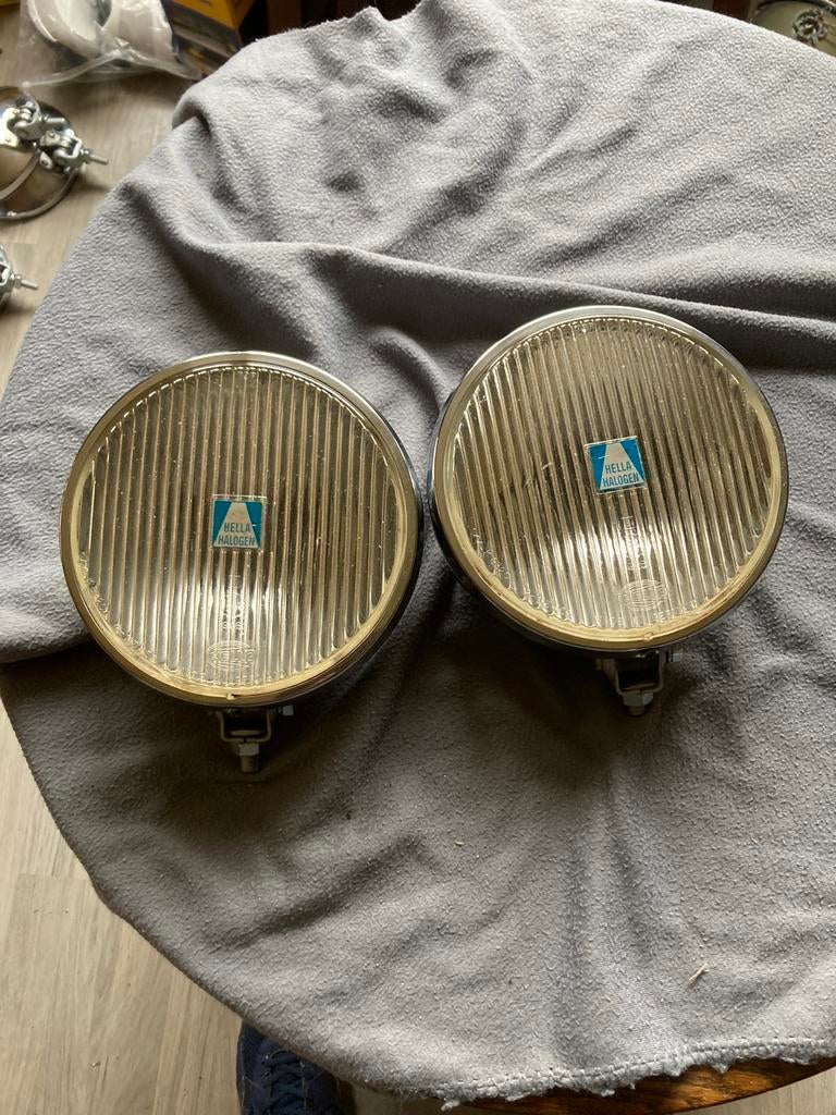 Oldtimer 2 Hella witte mistlampen type 170 en 18 cm, Ophalen of Verzenden, Gebruikt
