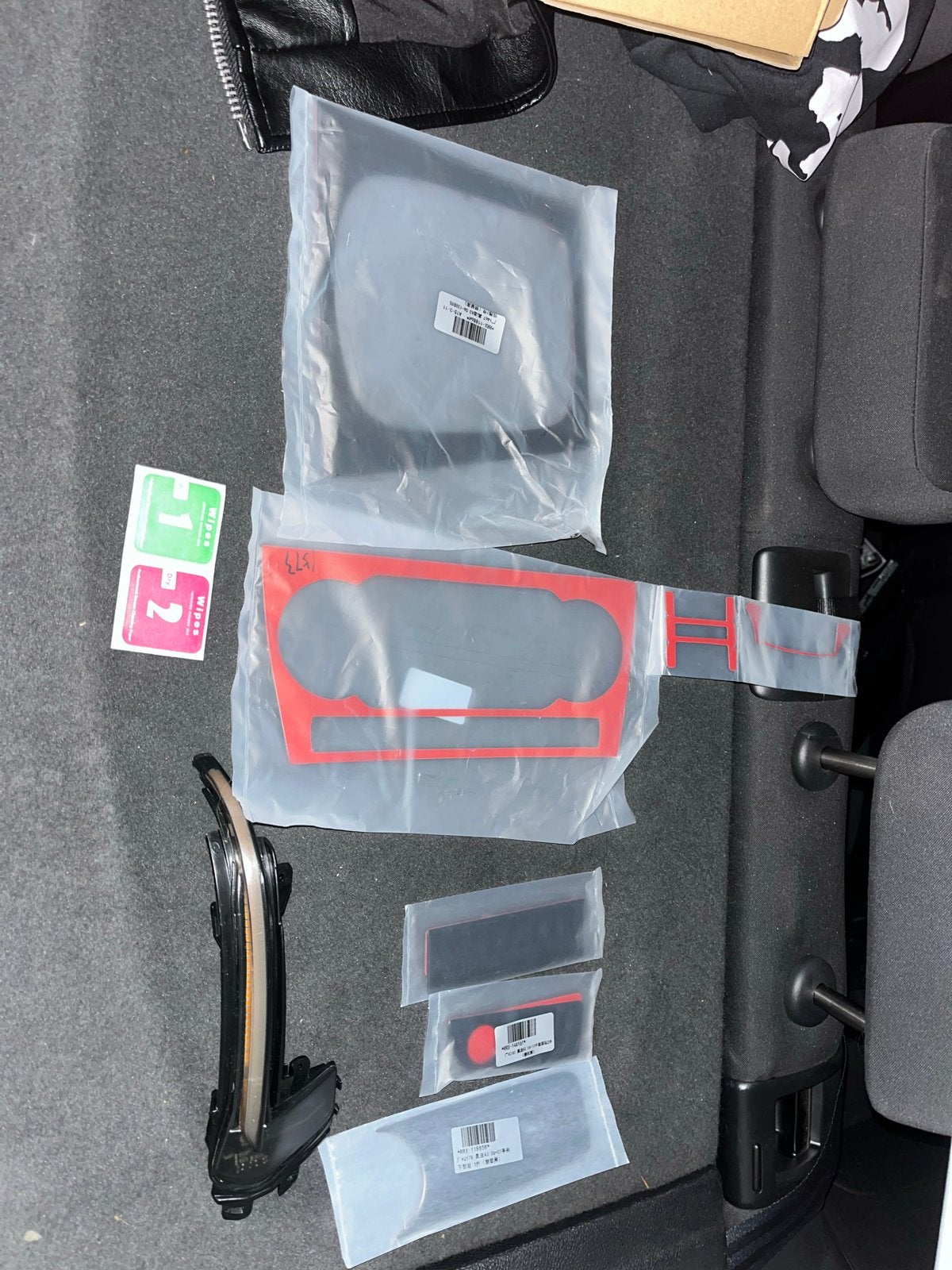 Auto-accessoires set: interieur en spiegelkappen, Auto diversen, Ophalen of Verzenden, Nieuw