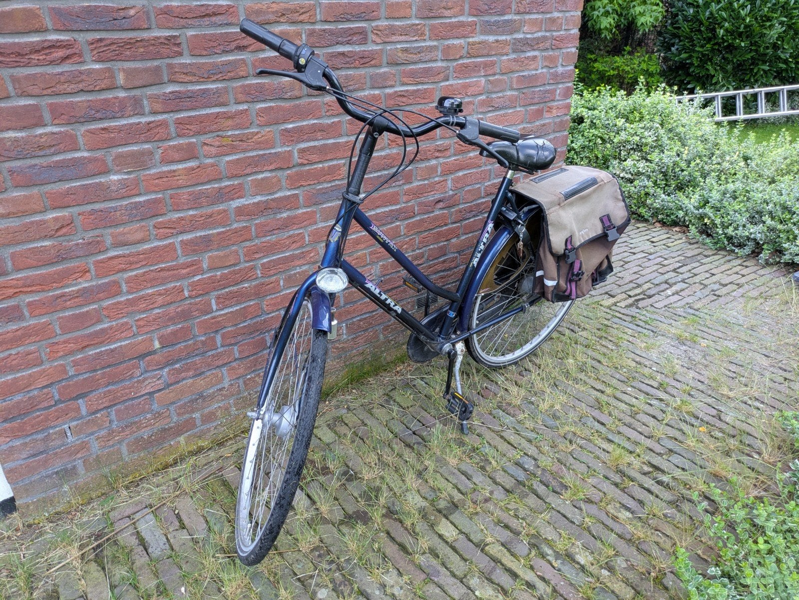 Altra damesfiets, 28 inch met 3 versnellingen, Ophalen, Gebruikt