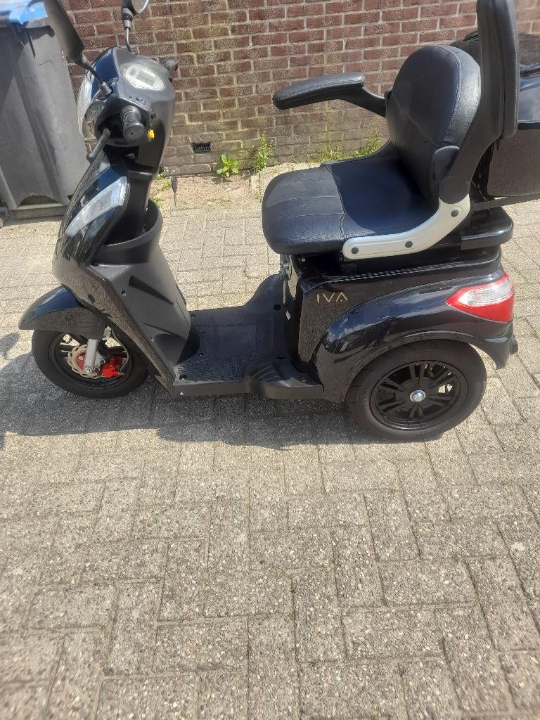 iva scootmobiel, Ophalen, Zo goed als nieuw
