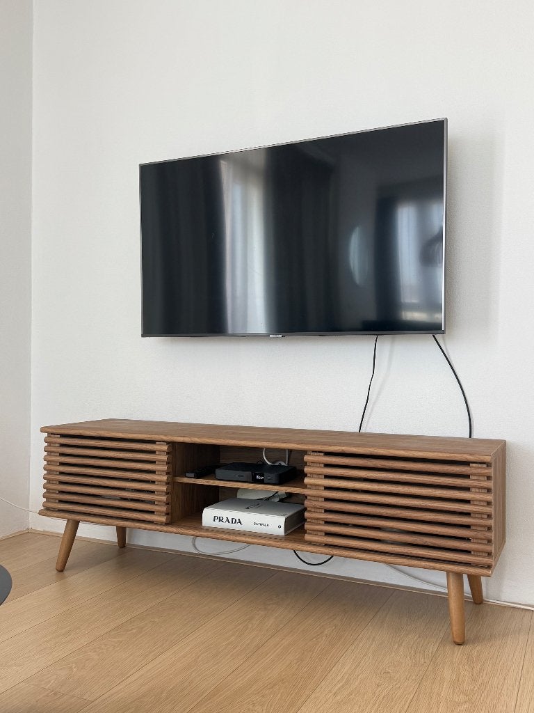 Tv meubel made, Ophalen, 100 tot 150 cm, Houten look, Zo goed als nieuw