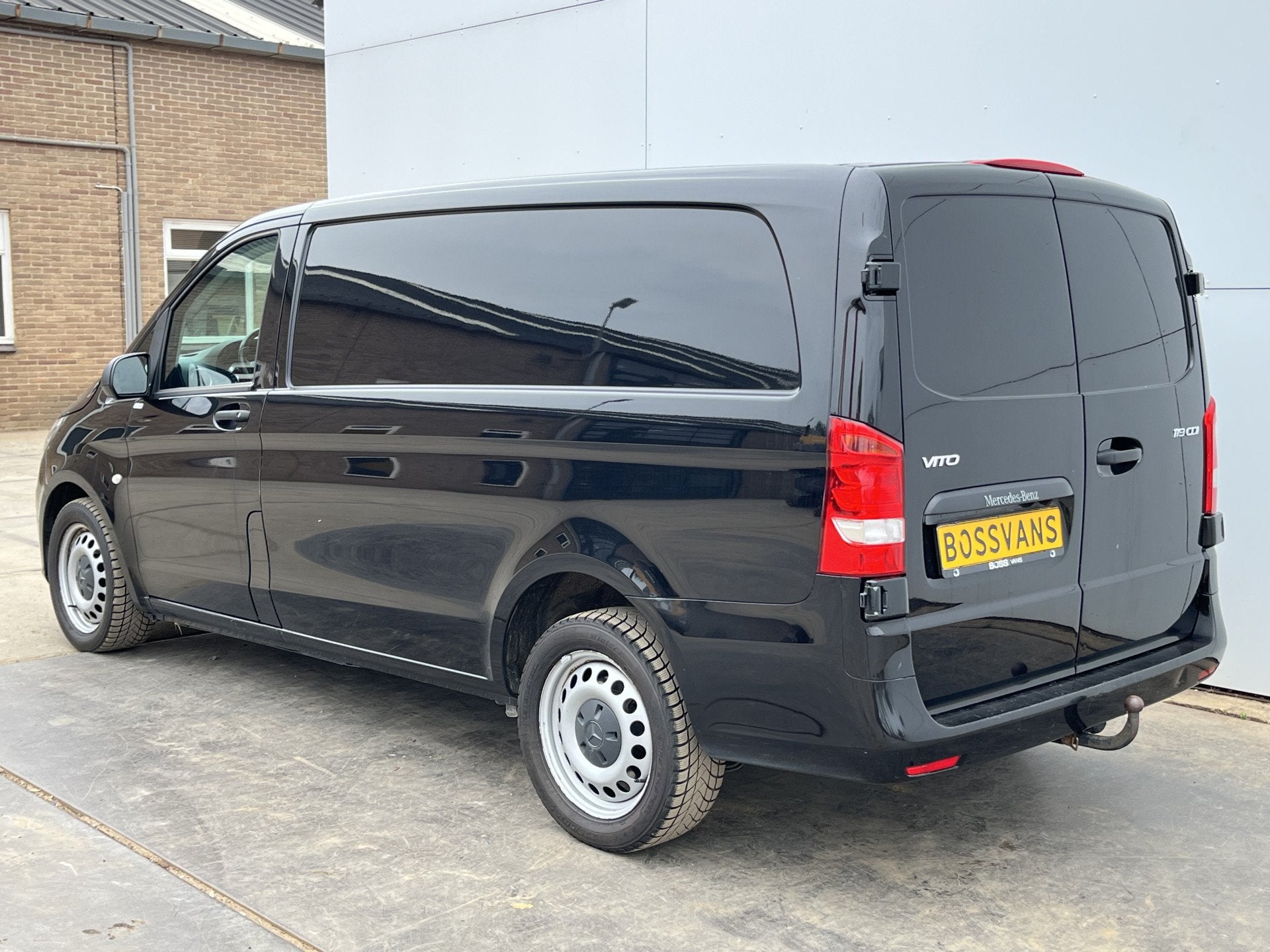 Mercedes-Benz Vito 119 1.9 CDI 190pk Automaat 190PK L2H1 Cli, Auto's, Gebruikt, Zwart, Zwart, Mercedes-Benz