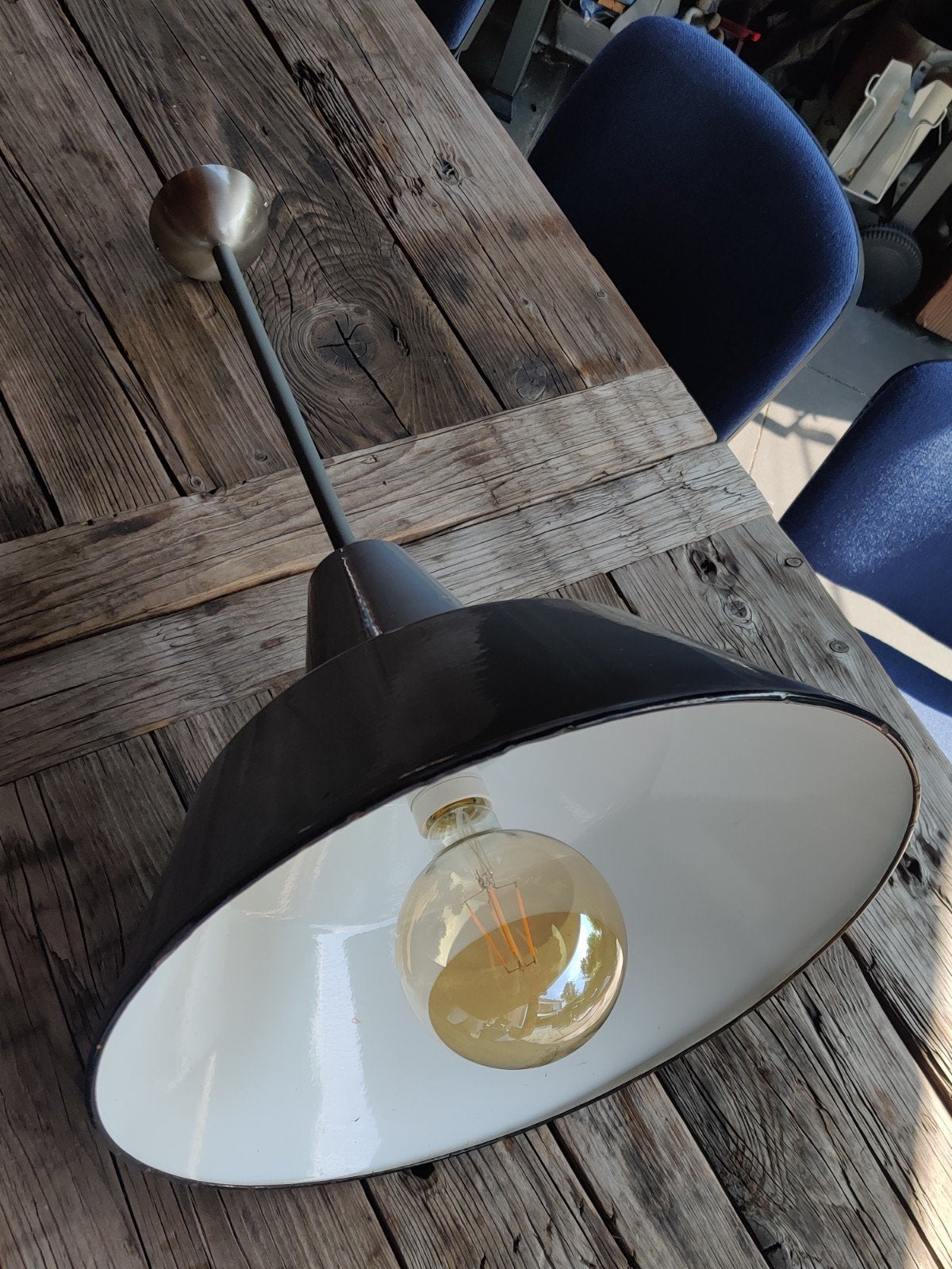 Retro / Vintage emaille lamp en een  E27 smart lamp, Huis en Inrichting, Gebruikt, Metaal, Industrieel, E27 (groot)
