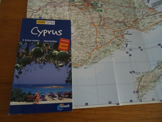 Cyprus ; anwb extra reisgids , met de landkaart, Europa, Ophalen of Verzenden, Zo goed als nieuw, Reisgids of -boek