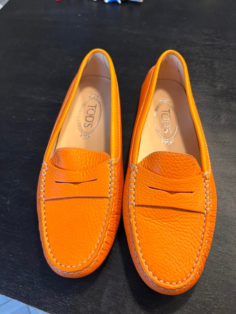 Tod’s nieuwe gommino loafers oranje leer mt 38, Instappers, Nieuw, Oranje, Ophalen of Verzenden