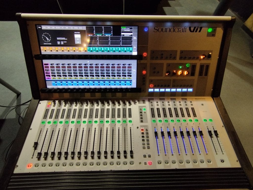 Soundcraft Vi1 mixer, Ophalen, Gebruikt, 20 kanalen of meer, Microfooningang