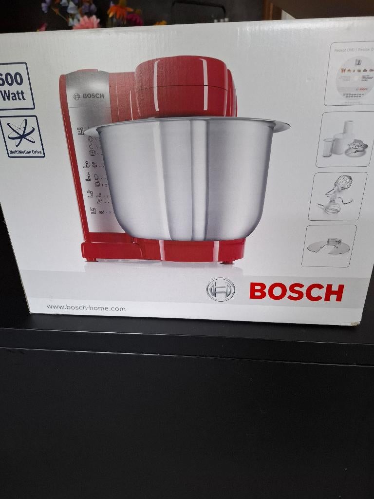 Bosch keukenmachine mixer, 1 tot 2 liter, Ophalen, Zo goed als nieuw, 3 snelheden of meer