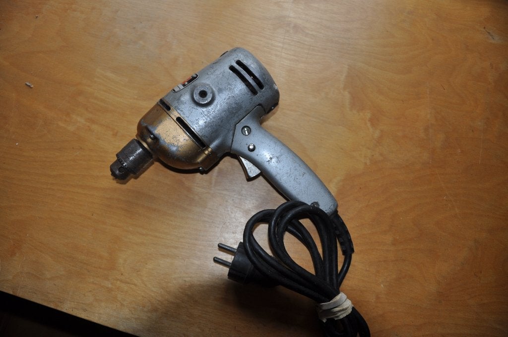 Retro boormachine, Ophalen of Verzenden, Gebruikt, Minder dan 400 watt, Boormachine