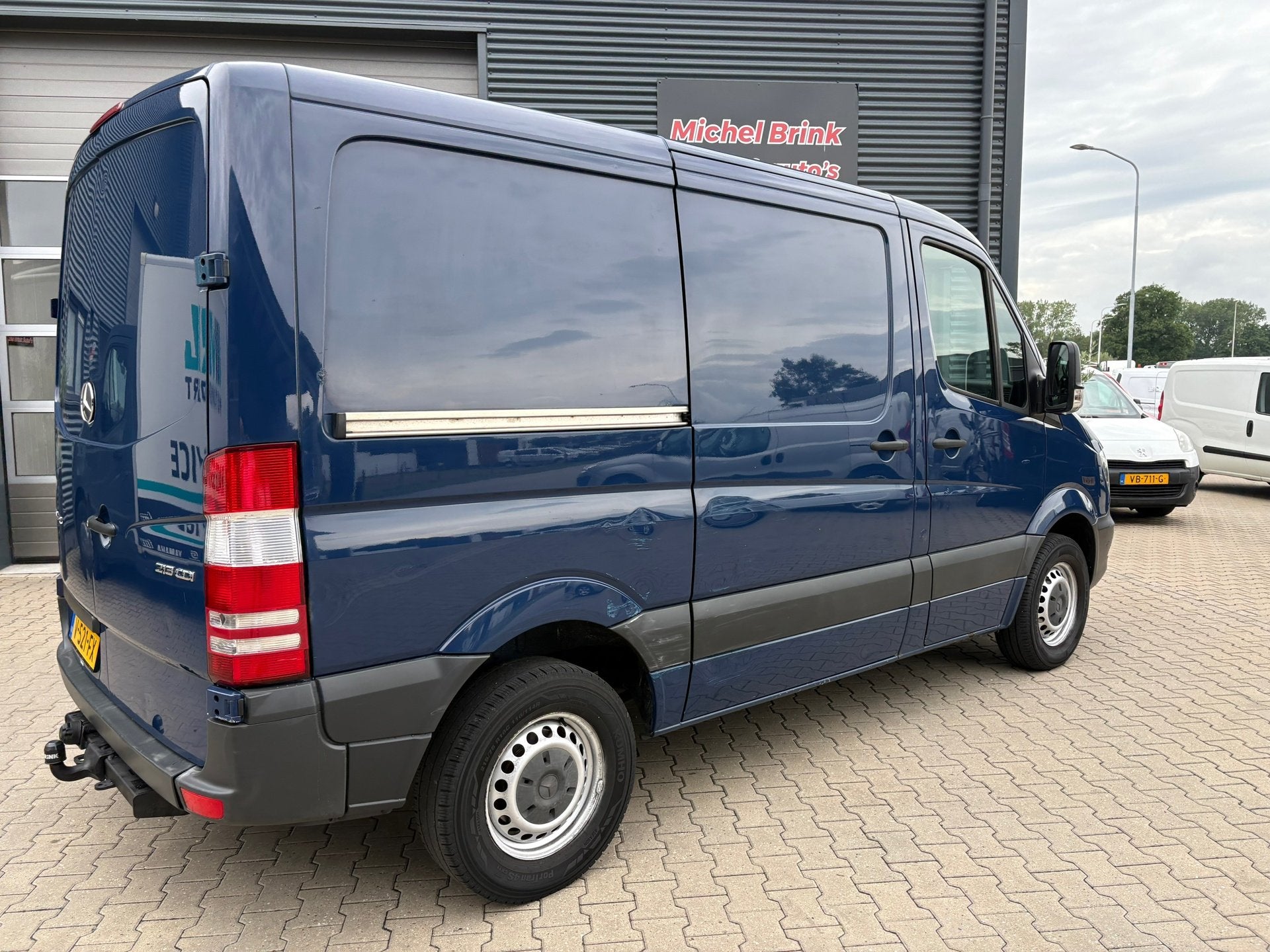 Mercedes-Benz Sprinter 213 2.2 CDI 325 Airco Navigatie, Auto's, 13 km/l, Gebruikt, Zwart, 4 cilinders