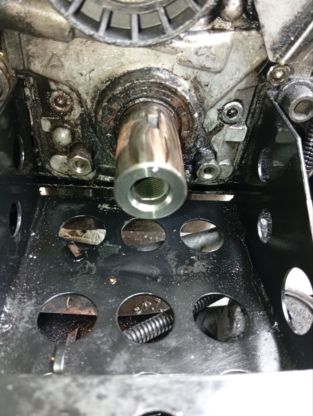 Gezocht: Oliepomp Lombardini FOCS LDW 502 M3 motor, Ophalen