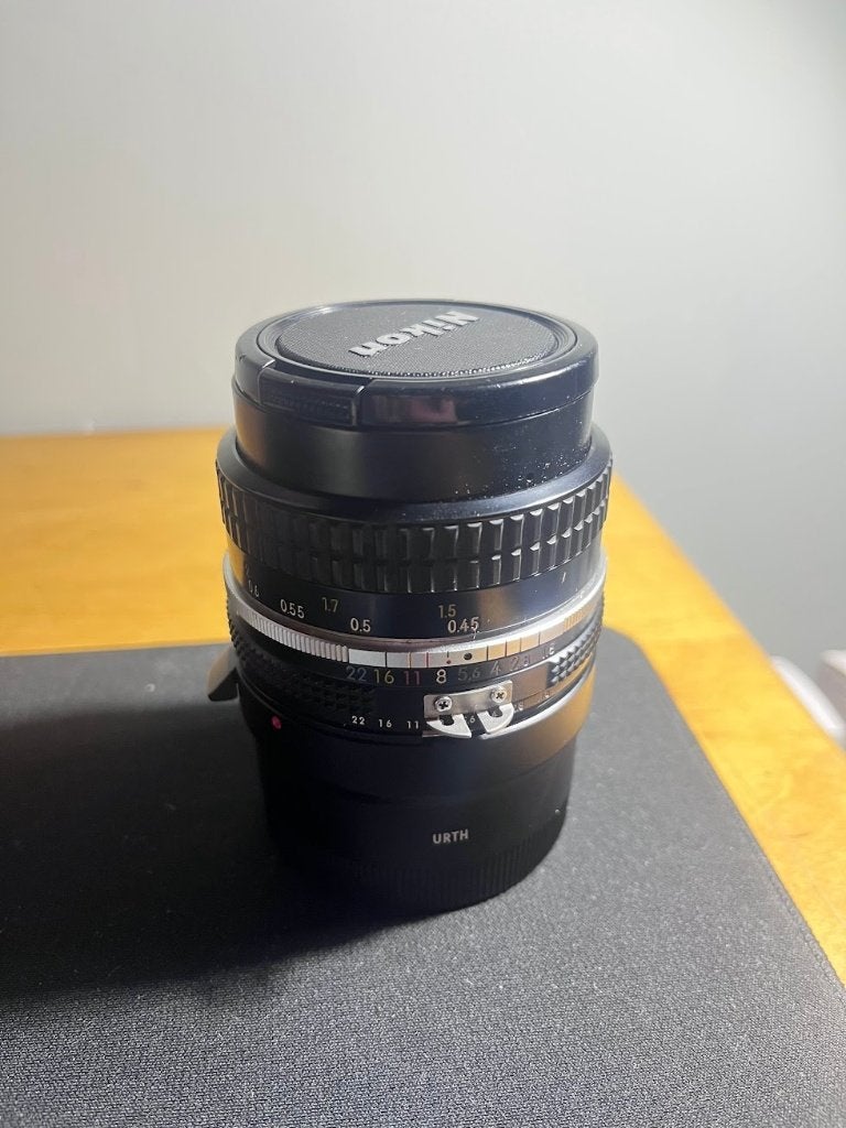 Urth Nikon F Lens Mount to Sony E Camera Mount, Ophalen of Verzenden, Zo goed als nieuw, Voorzetlens/converter, Handmatige focus