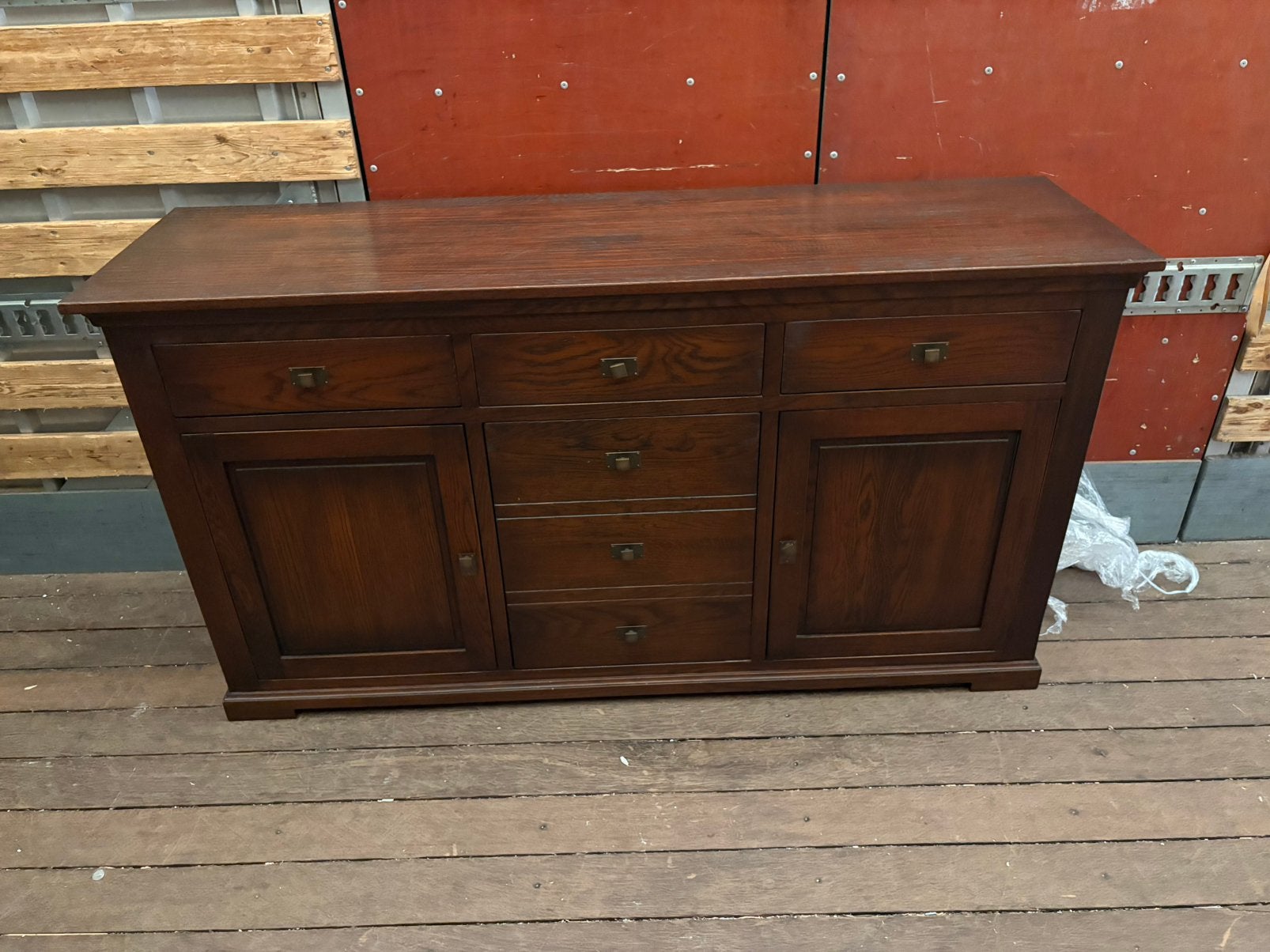 Klassieke houten dressoir – prachtige donkere houtkleur, Ophalen, Zo goed als nieuw, 200 cm of meer