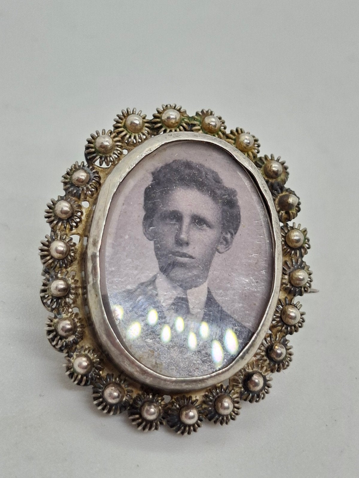 Zilveren Vintage Rouwbroche met Zilverkeurmerken, Ophalen of Verzenden, Minder dan 4 cm, Zilver, Zilver