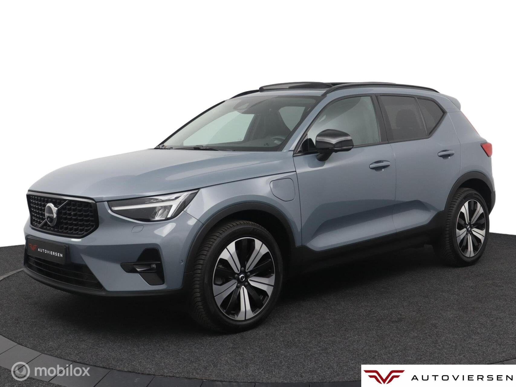 Foto 3 van Volvo XC40 1.5 T5 Plug-in Hybrid Ultimate Dark | Pano | 360