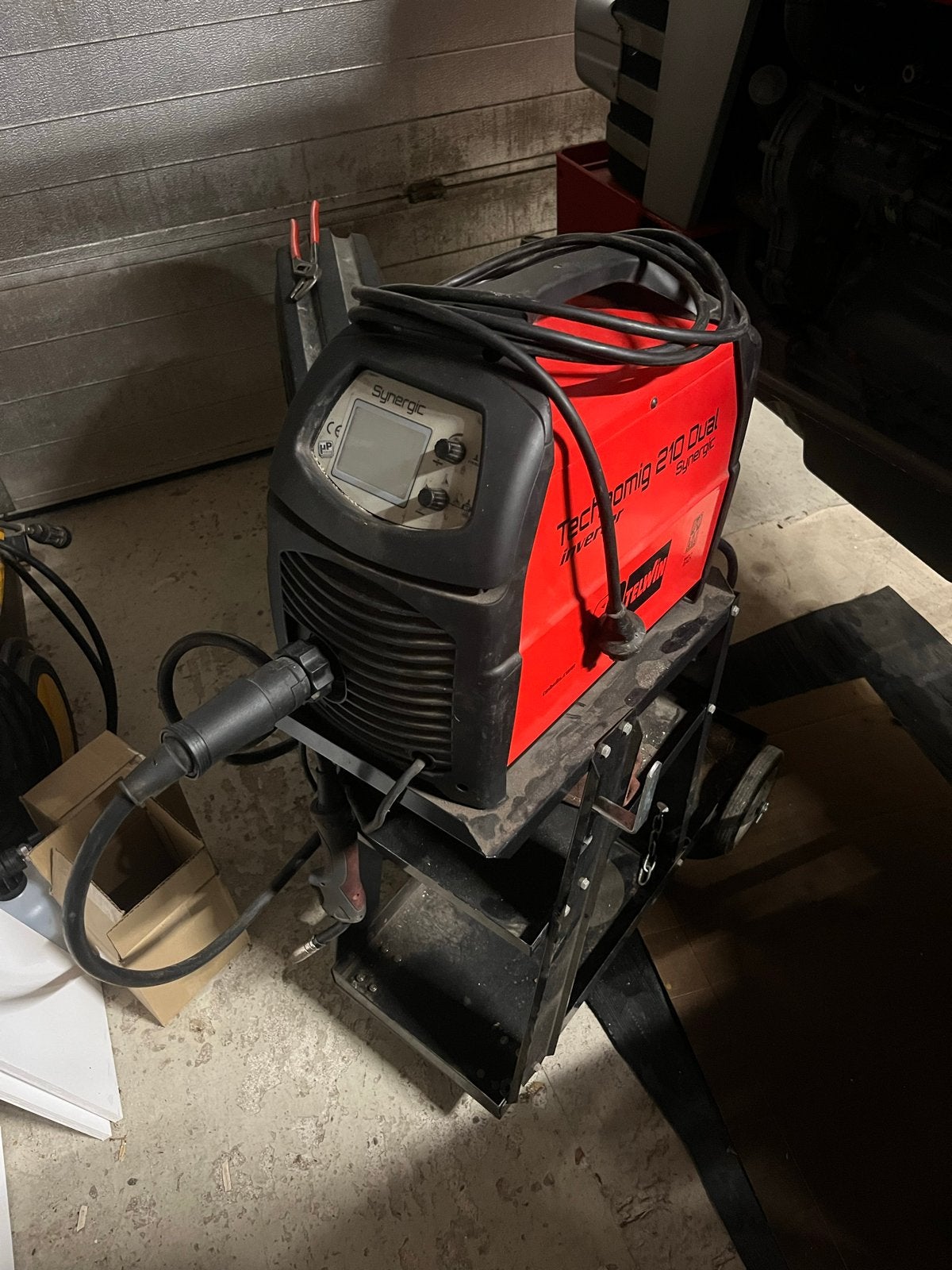 Telwin Technomig 210 Dual Synergic Inverter Lasapparaat, Ophalen of Verzenden, Zo goed als nieuw, 150 tot 250 ampère, Inverter