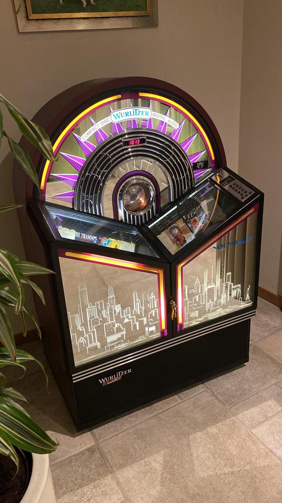 Cd jukebox voor 100 cd ,s type new york, Ophalen, Zo goed als nieuw, 1970 tot heden, Overige merken