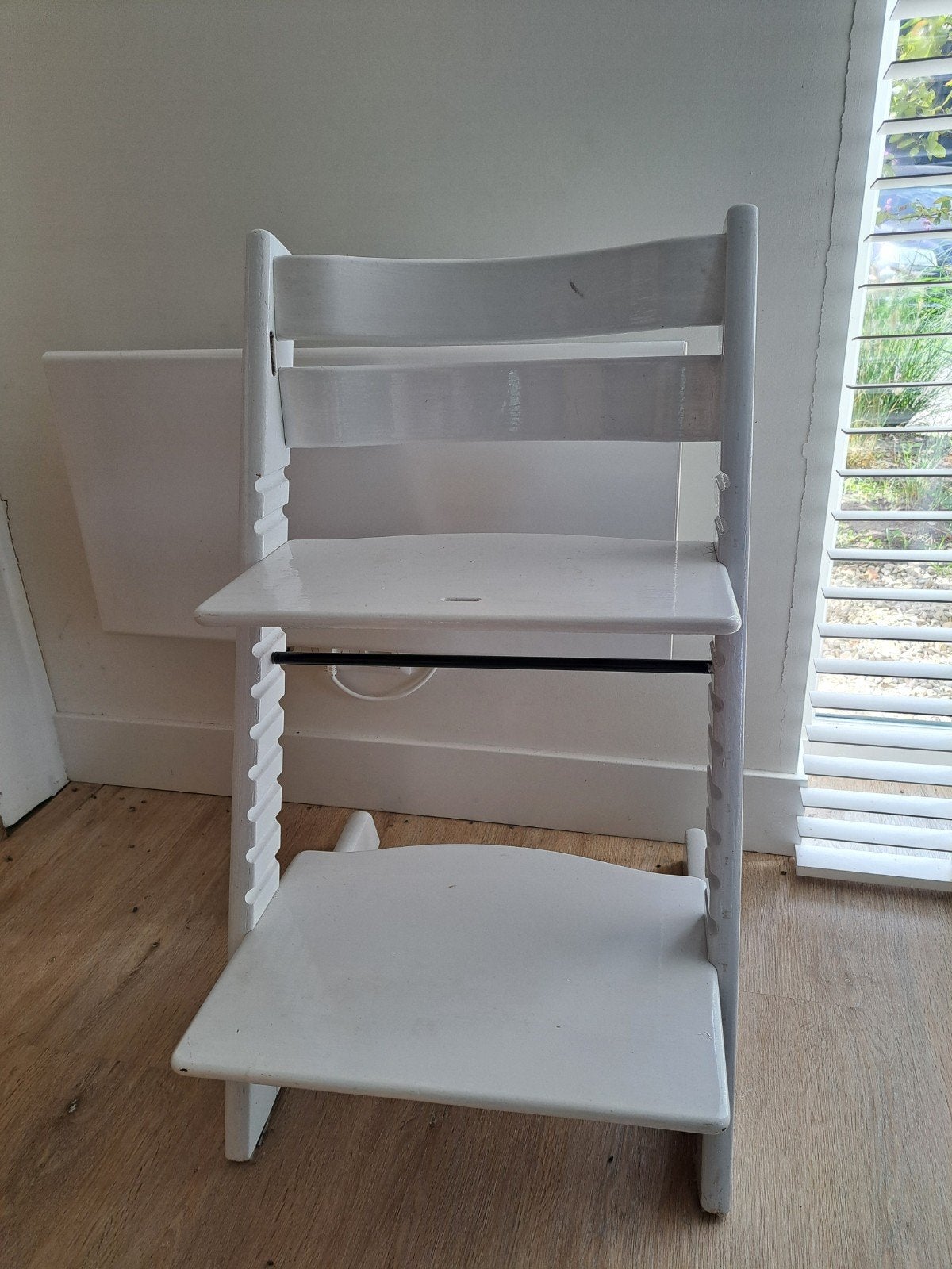 Stokke Tripp Trapp kinderstoel - Hoogglans wit, Kinderen en Baby's, Ophalen, Gebruikt, Meegroeistoel