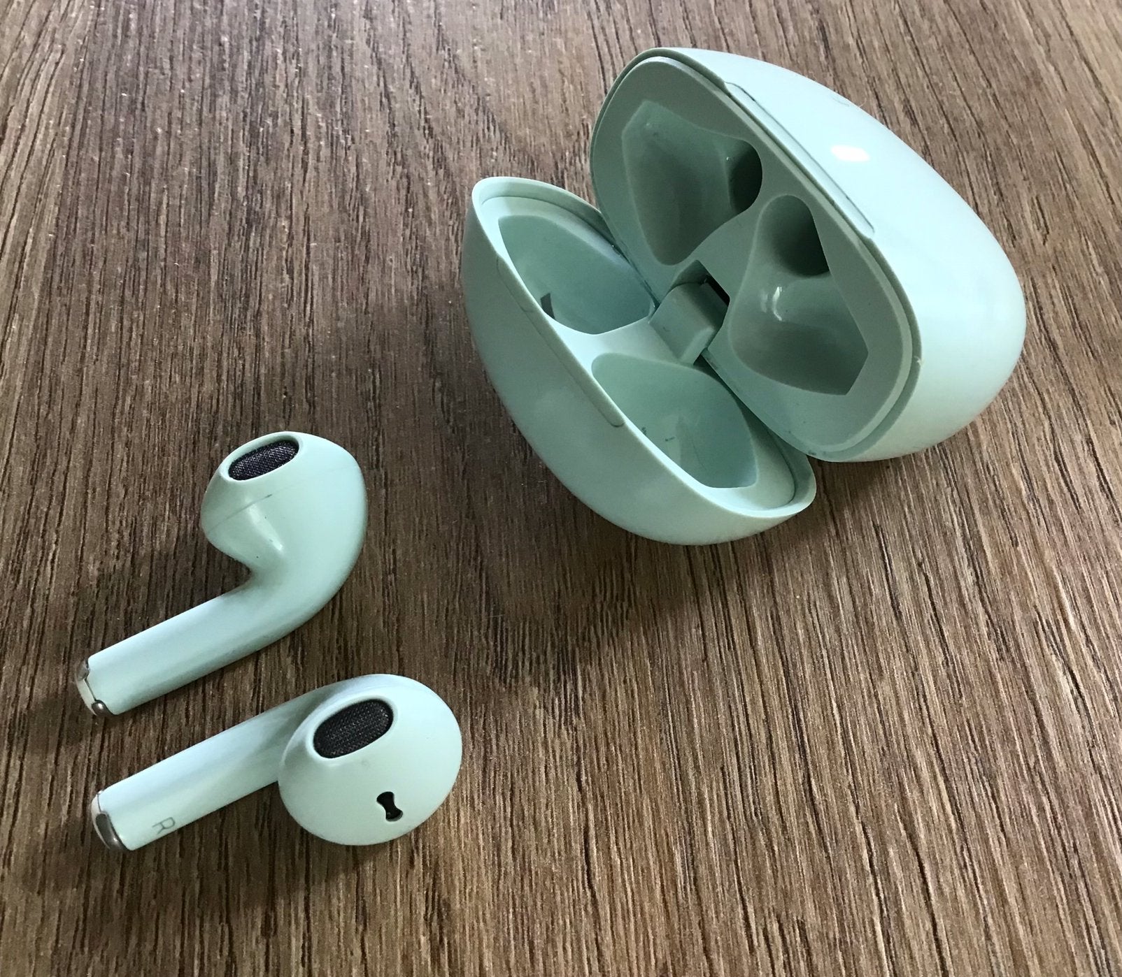 Hema draadloze oortjes in oplaadcase mint, Groen, In gehoorgang (in-ear), Overige merken, Ophalen of Verzenden