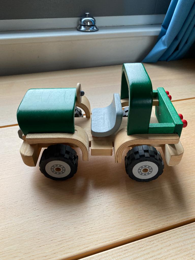 Houten Jeep auto plantoys, Ophalen, Gebruikt