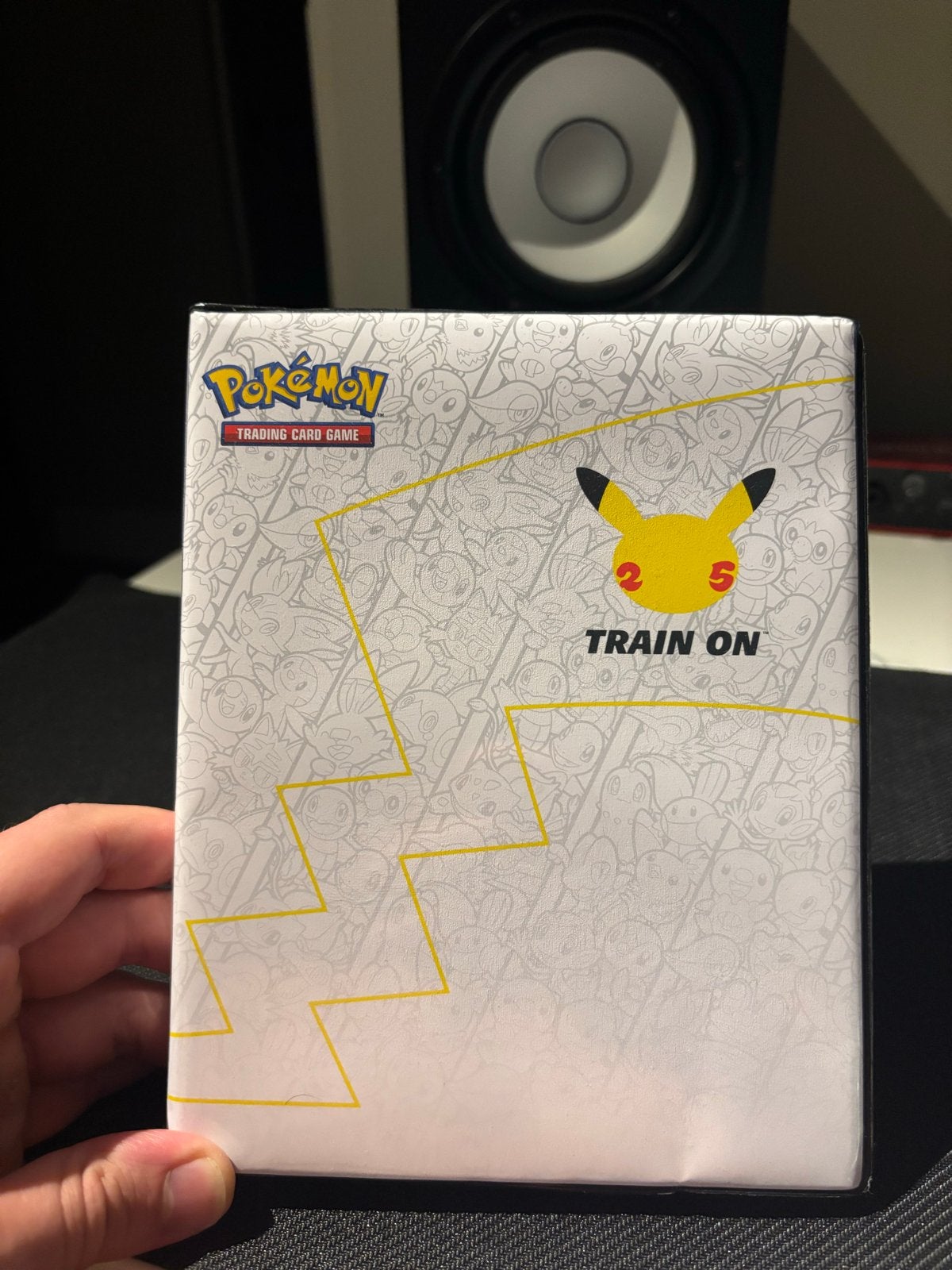 Pokémon Jumbo Kaarten Album - 25th Anniversary, Ophalen of Verzenden, Zo goed als nieuw, Meerdere kaarten