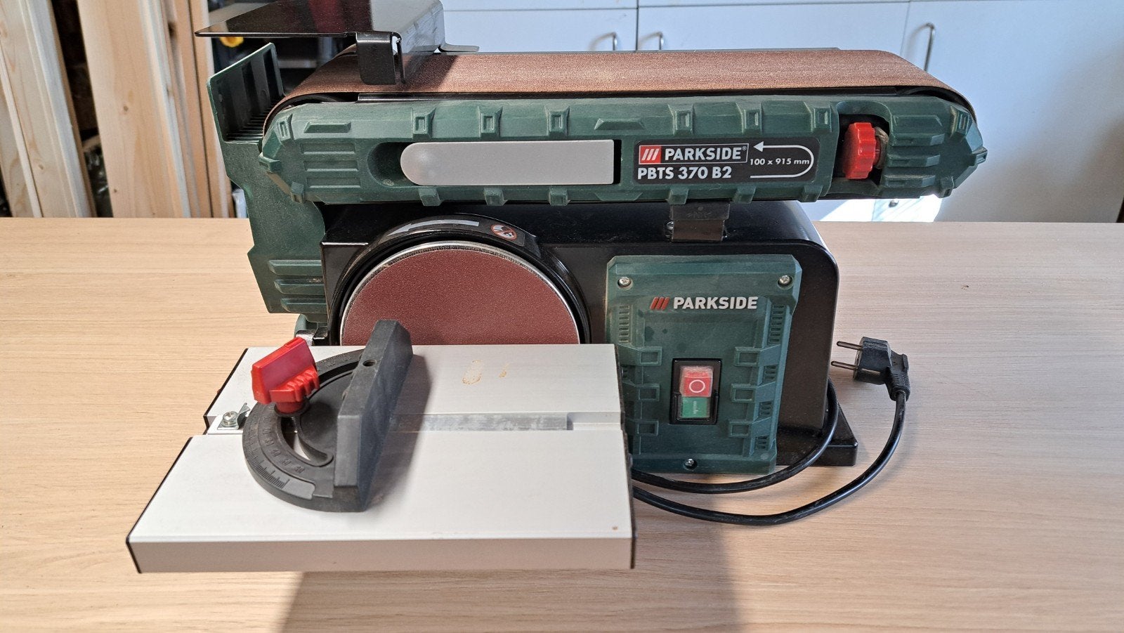 Bandschuurmachine, Ophalen of Verzenden, Zo goed als nieuw, Minder dan 600 watt, Bandschuurmachine