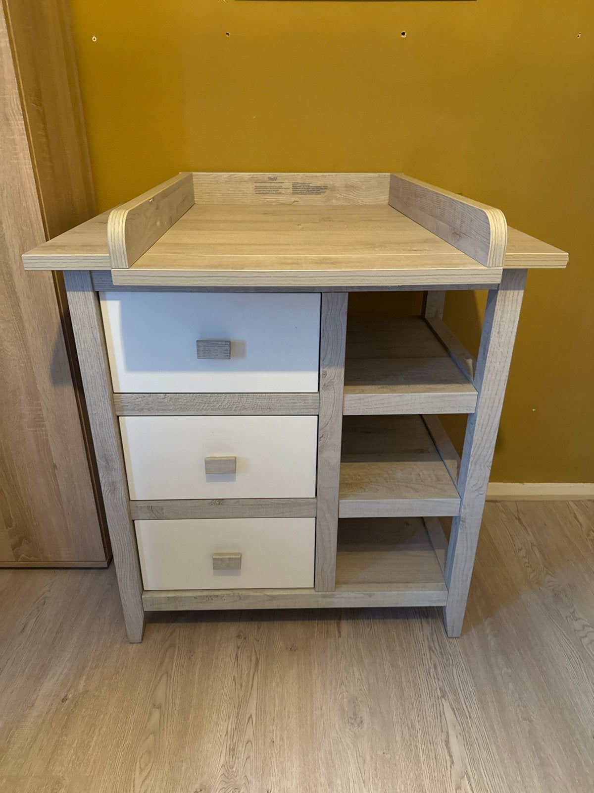 Commode grijs wit met 3 laden en veel opbergruimte, Gebruikt, 70 cm of meer, Ophalen of Verzenden, 75 tot 100 cm