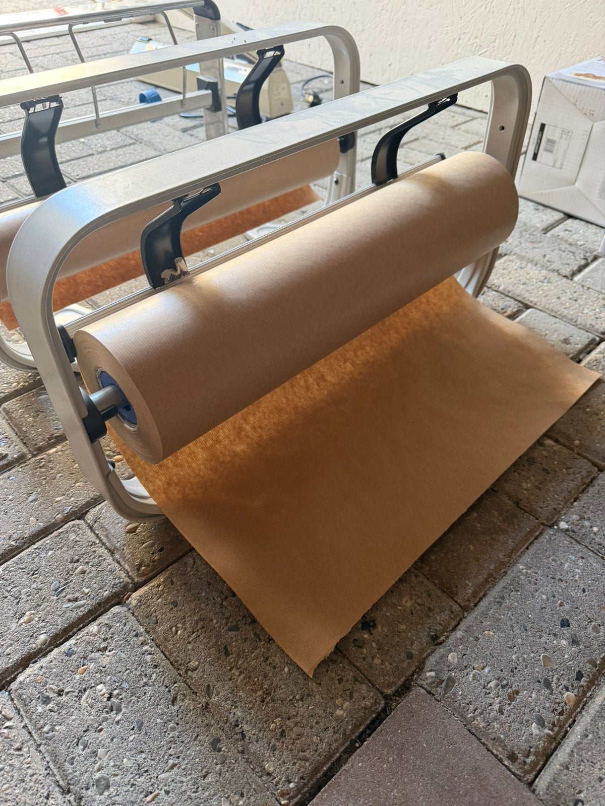 Rolhouder rolhouders legro cadeaupapier inpakpapier, Ophalen of Verzenden, Zo goed als nieuw