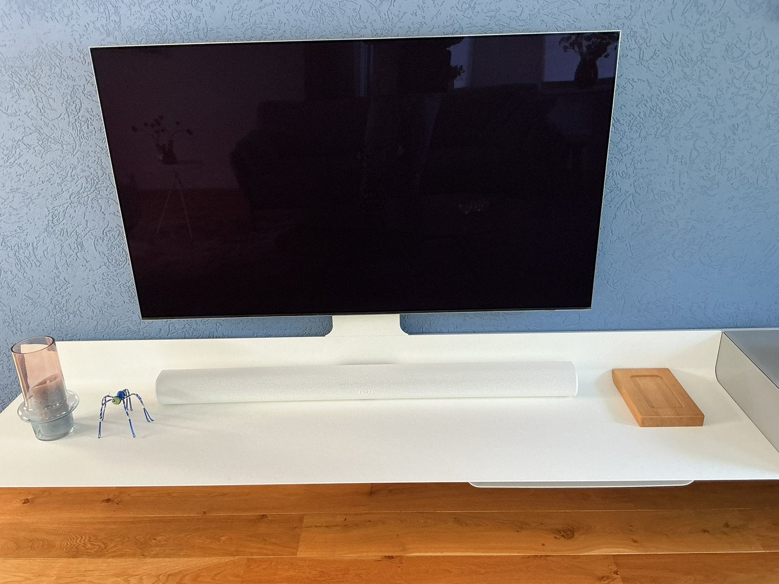 Draadloze telefoonoplader voor Spectral Air TV meubel., Ophalen of Verzenden, Zo goed als nieuw, Minder dan 25 cm, Minder dan 100 cm