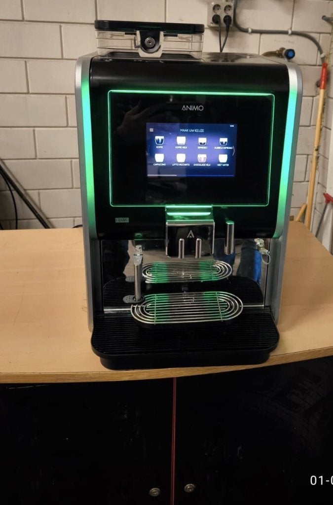 Animo OptiMe Touch met bonen cacao en melkpoeder, Gebruikt, Espresso apparaat, Niet ingevuld, Koffiebonen