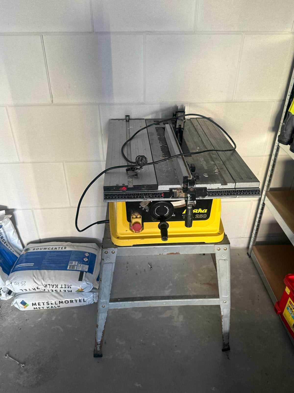 Zaagtafel te huur en te koop - Lescha TSL 250, Ophalen, Gebruikt, Cirkelzaag