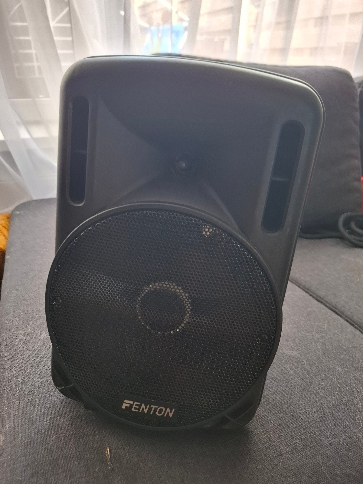 Fenton FT10LED Draagbare Speaker met Microfoon - Mist 1 Wiel