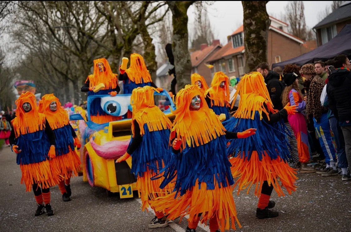 Carnaval loopgroepen: Carnawash!, Kleding | Dames, Ophalen, Zo goed als nieuw, Carnaval