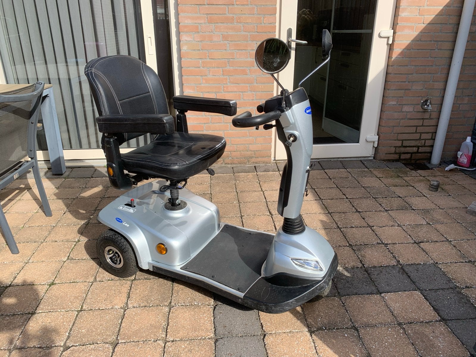 Invacare scoormobiel, Ophalen, Gebruikt, Invacare