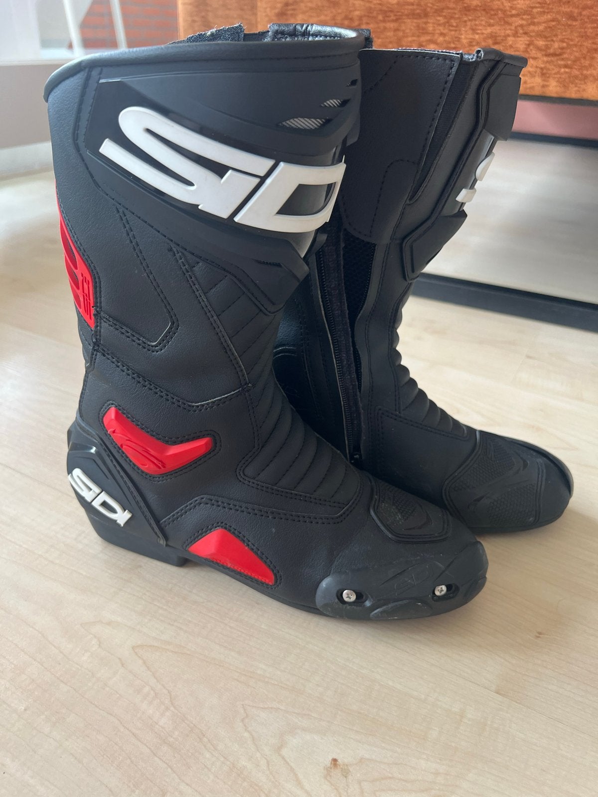 SIDI Performer Motorlaarzen Zwart/Rood Maat 42 - ZGAN, Motoren, Kleding | Motorkleding, Ophalen of Verzenden, Tweedehands, Heren