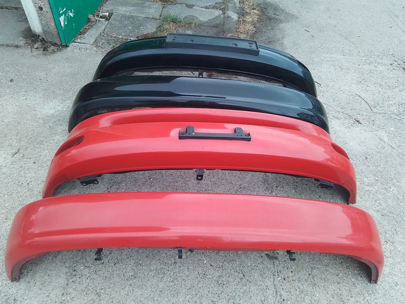 te koop voor en achter bumpers van toyota celica T18, Ophalen
