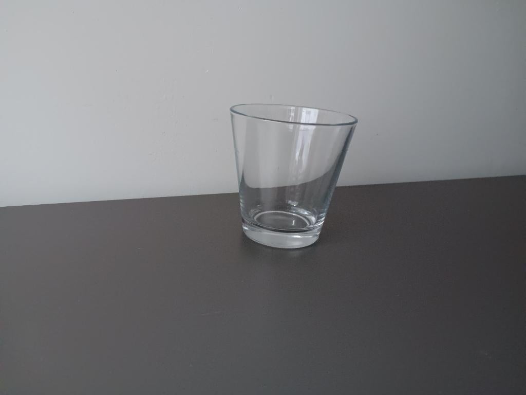 Helder drinkglas, Verzamelen, Glas en Borrelglaasjes, Ophalen of Verzenden, Gebruikt, Waterglas