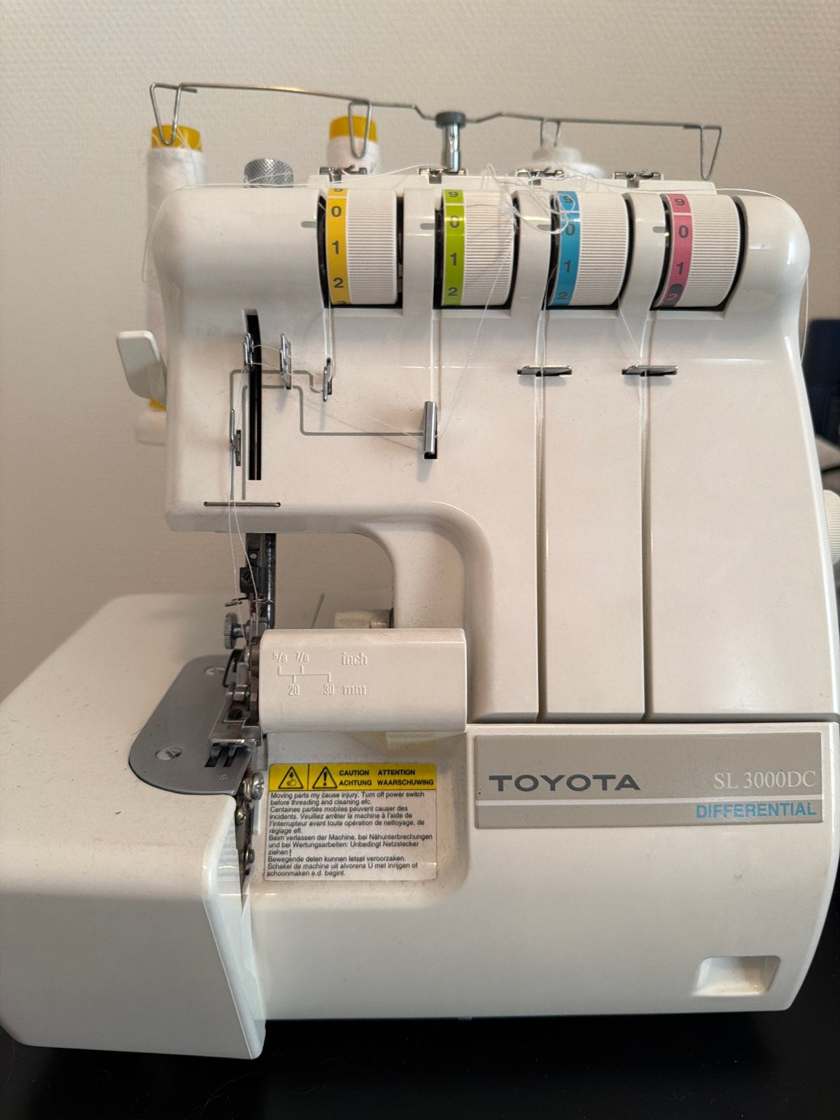Toyota SL 3000DC Lockmachine, Ophalen, Gebruikt, Lockmachine, Overige merken