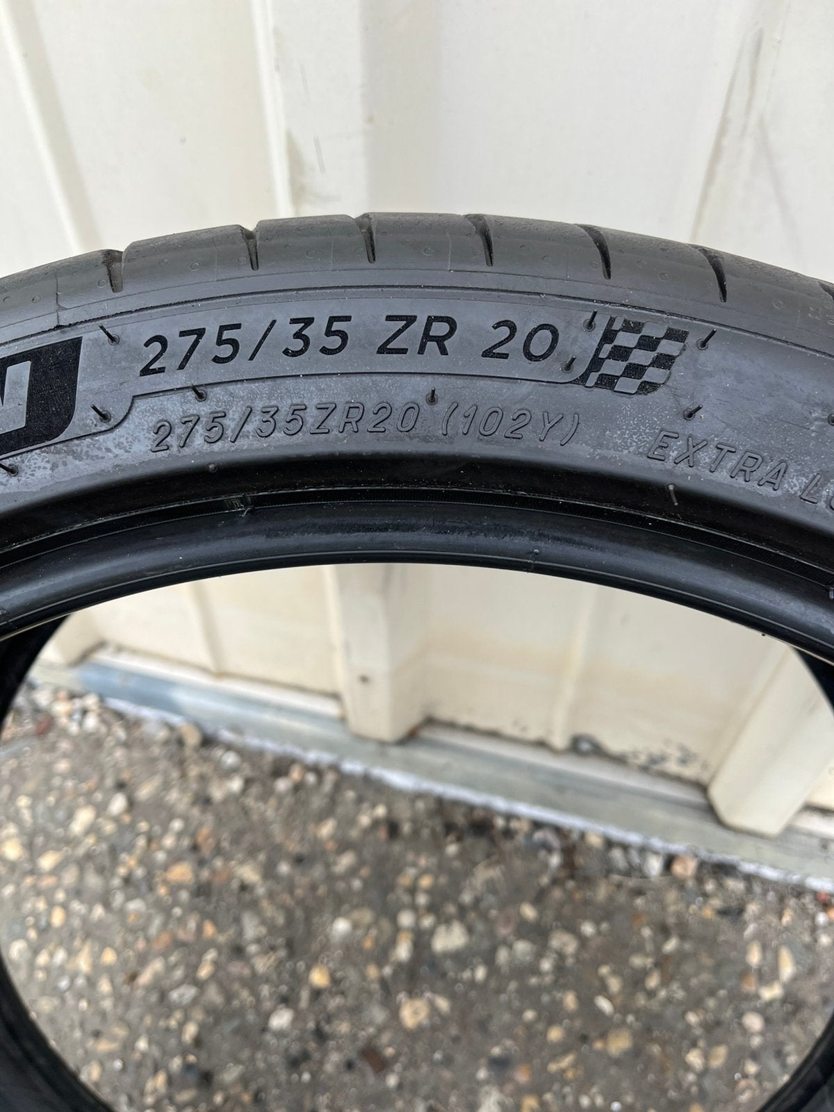 Foto 4 van Michelin Pilot Sport 4S 275/35 ZR20 (102Y) XL
