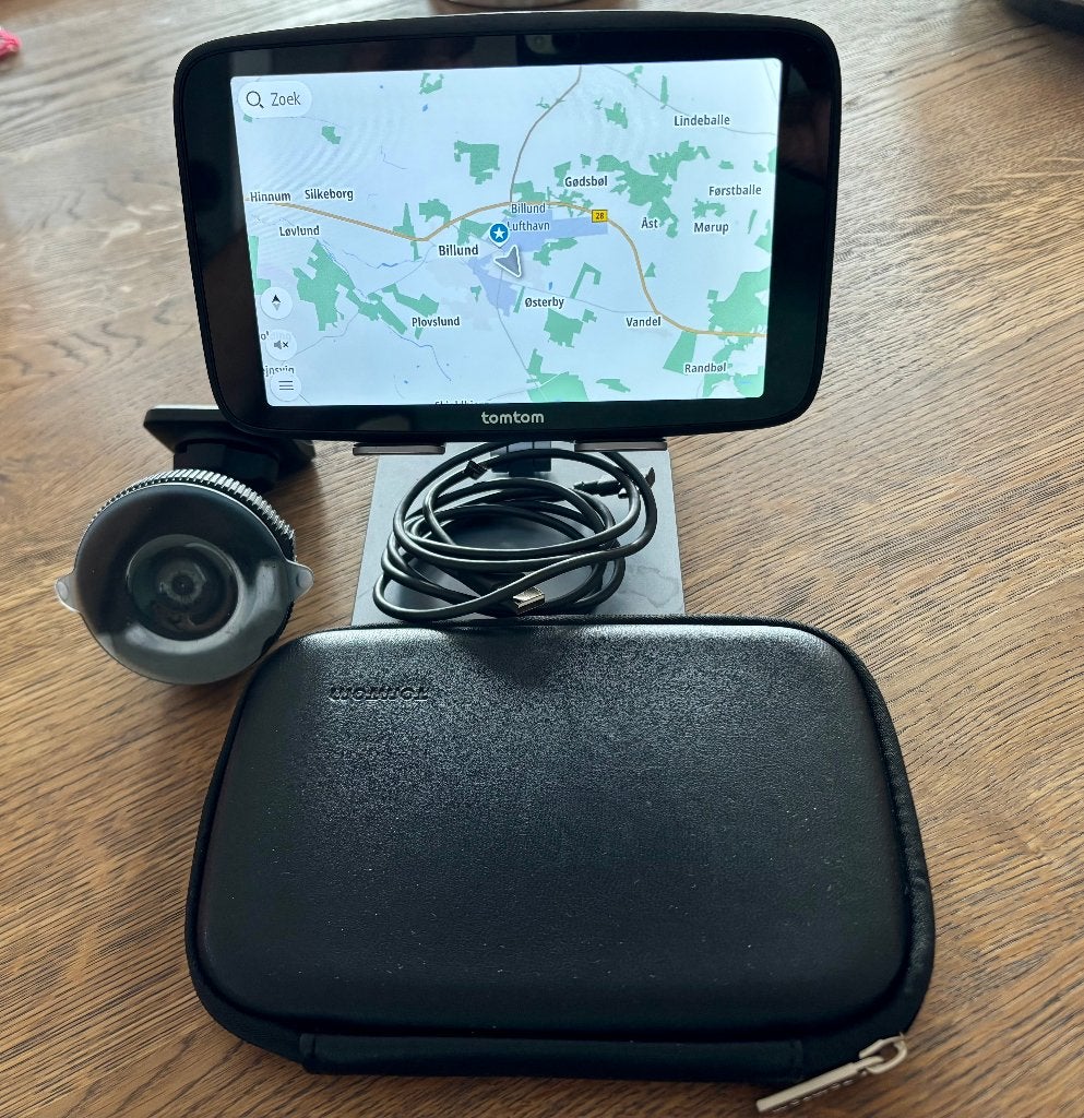 TomTom Exclusive 7 Inch Navigatie voor Auto en Camper, Ophalen of Verzenden, Zo goed als nieuw