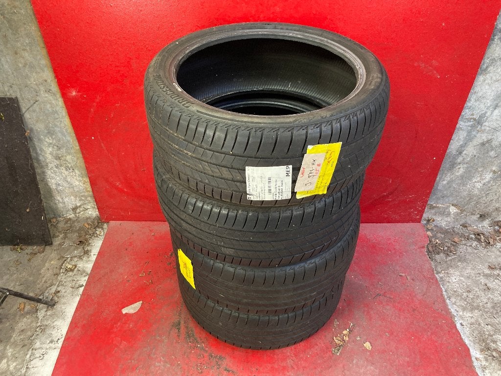 2x 225/40R18 Bridgestone Turanza, Auto-onderdelen, Banden en Velgen, 18 inch, Gebruikt, ., Ophalen of Verzenden